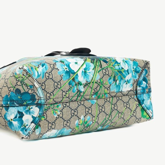 Gucci GG Blooms Supreme Blue Reversible Tote - Picture 5 of 11